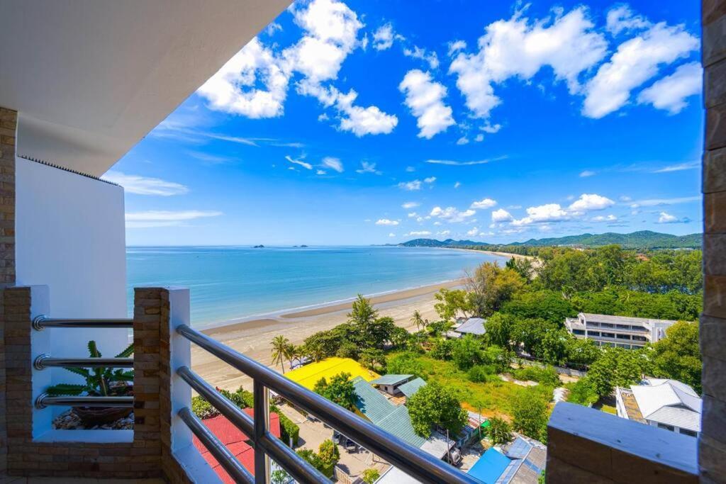Beachfront 2 Bed With Seaview! - Bw2